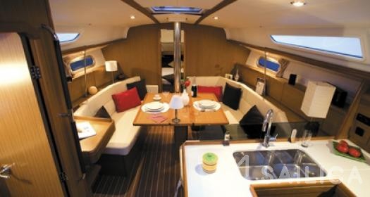 Sun Odyssey 39i - Yacht Charter Sailica