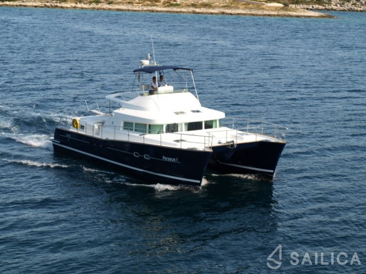 Lagoon Power 43 - Yacht Charter Sailica