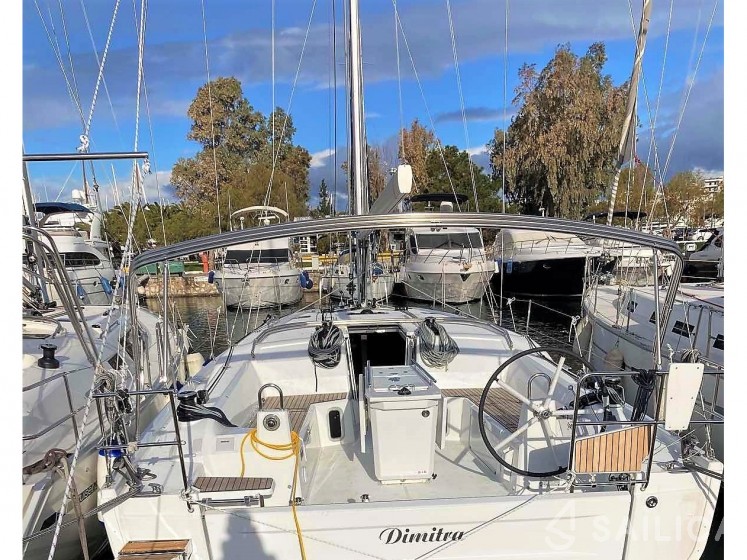 Oceanis 40.1 - Yacht Charter Sailica