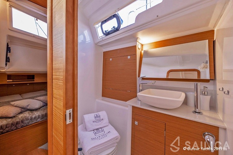 Dufour 390 - Yacht Charter Sailica