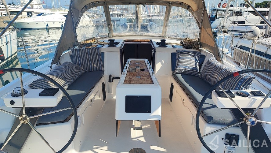 Dufour 390 - Yacht Charter Sailica