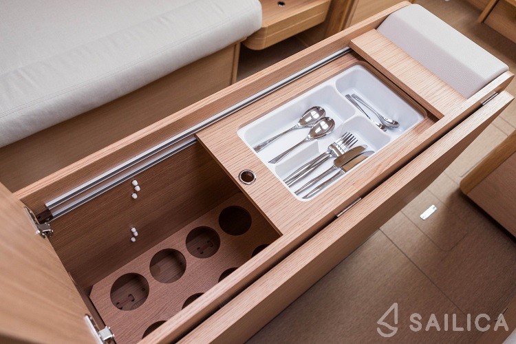 Dufour 360 - Yacht Charter Sailica