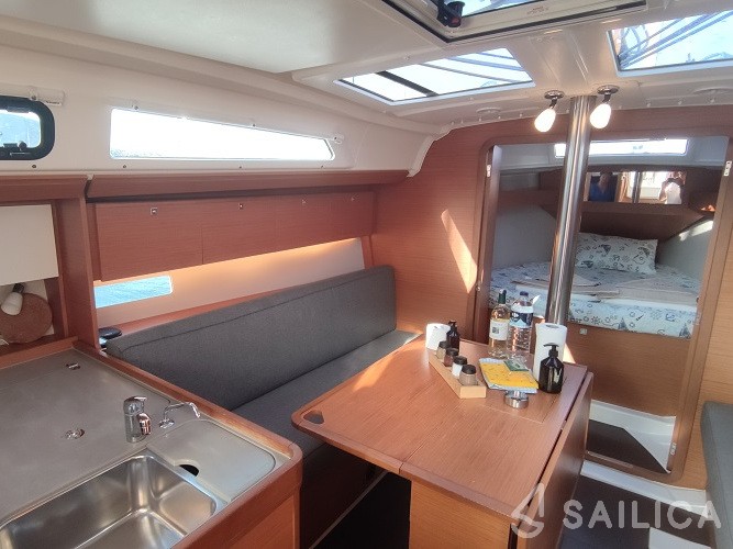 Dufour 360 - Yacht Charter Sailica