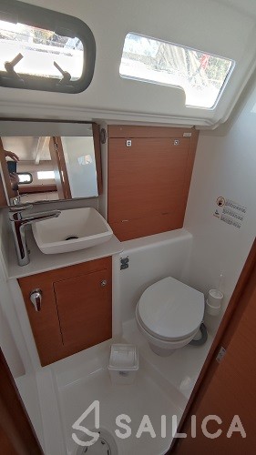 Dufour 360 - Yacht Charter Sailica