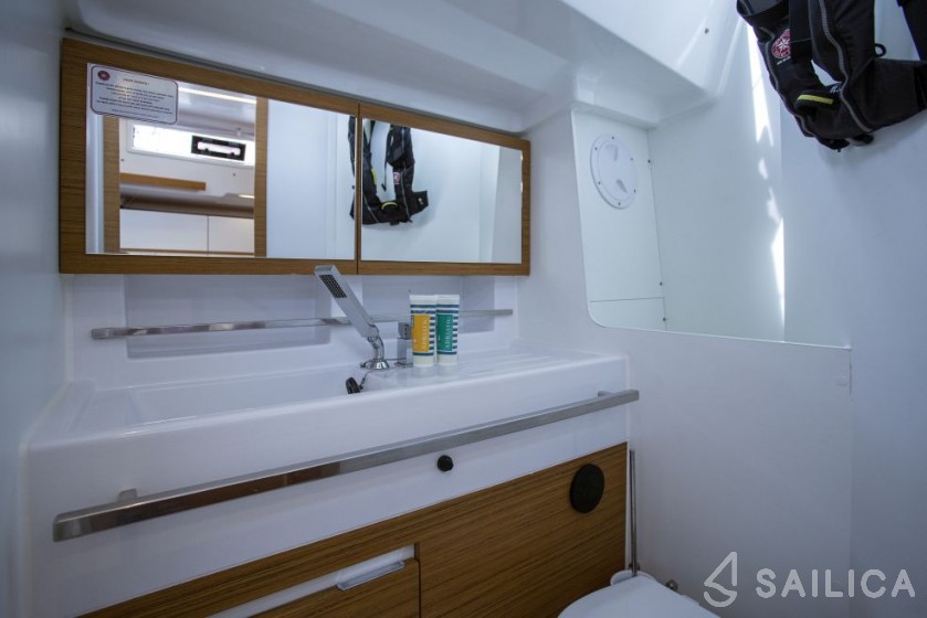 Elan E4 - Yacht Charter Sailica
