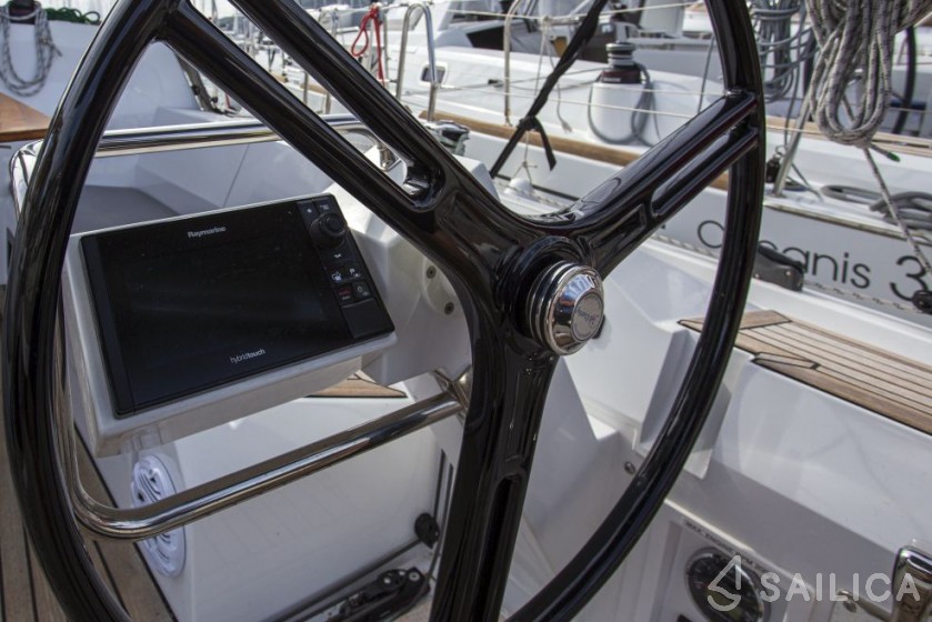 Elan E4 - Yacht Charter Sailica