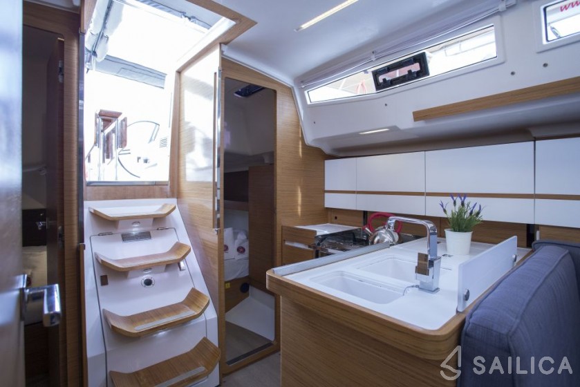 Elan E4 - Yacht Charter Sailica