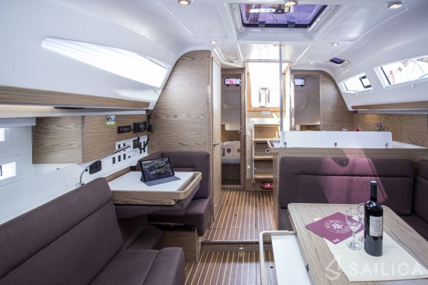 Elan 40 Impression - Yacht Charter Sailica