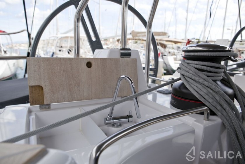 Elan 50 Impression - Yacht Charter Sailica