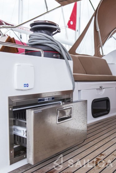 Elan 50 Impression - Yacht Charter Sailica