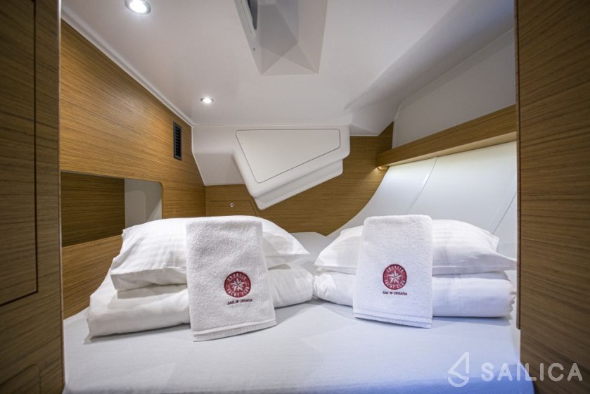 Elan 50 Impression - Yacht Charter Sailica