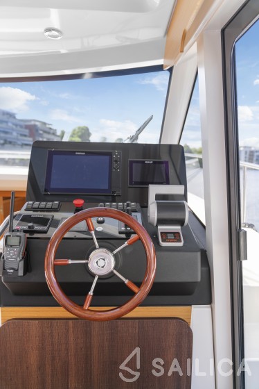 Greenline 39 - Yacht Charter Sailica