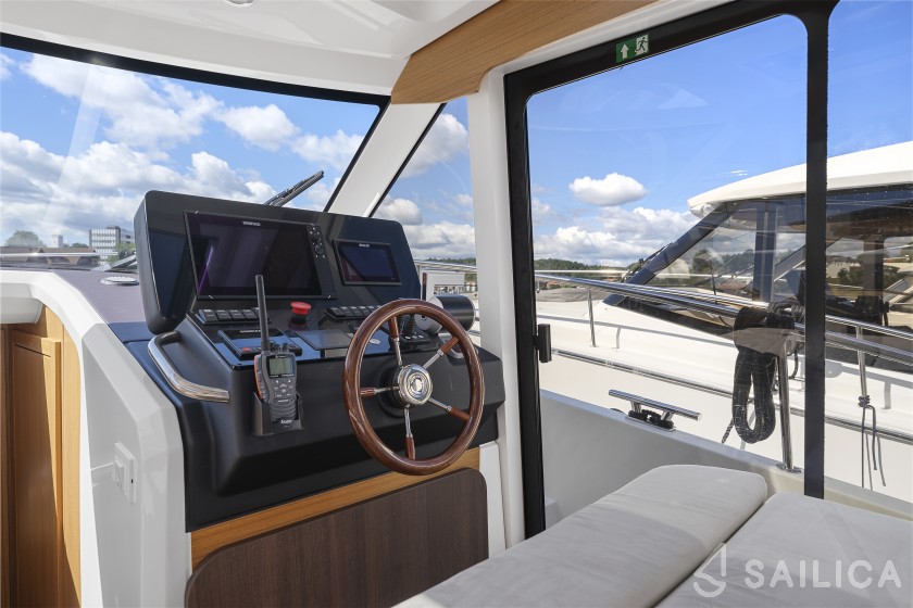 Greenline 39 - Yacht Charter Sailica
