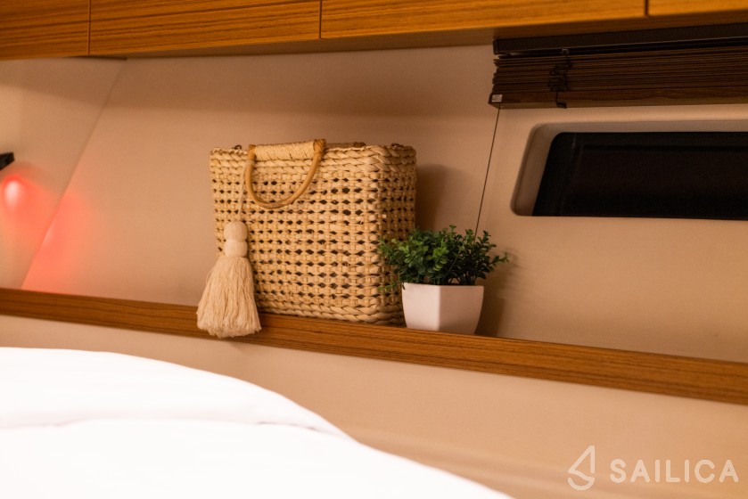 Greenline 39 - Yacht Charter Sailica