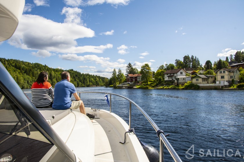 Greenline 39 - Yacht Charter Sailica