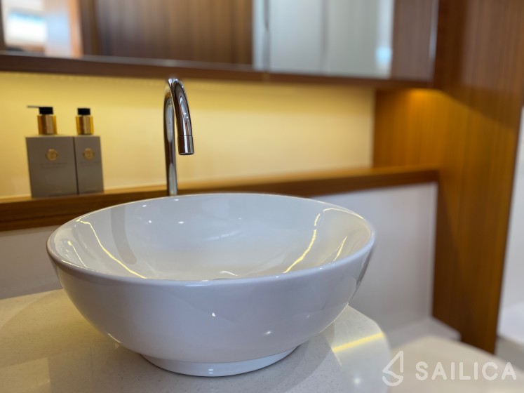 Greenline 39 - Yacht Charter Sailica