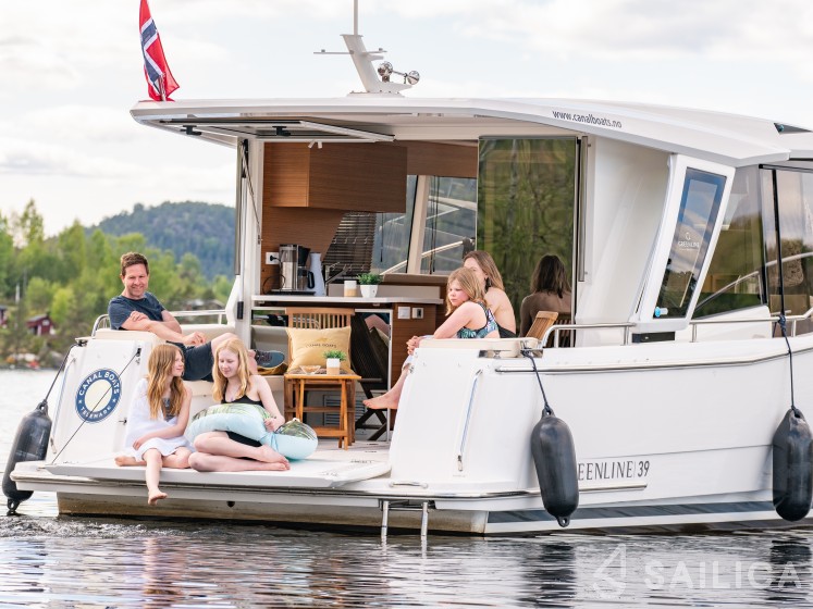 Greenline 39 - Yacht Charter Sailica