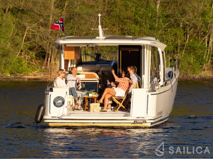 Greenline 39 - Yacht Charter Sailica