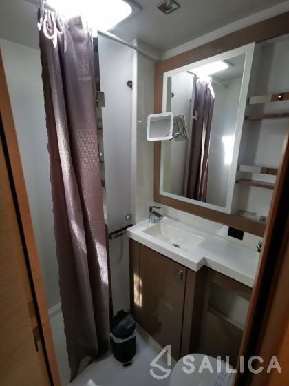 Saona 47 - Yacht Charter Sailica