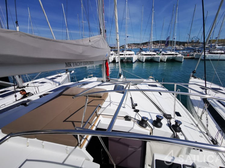 Saona 47 - Yacht Charter Sailica