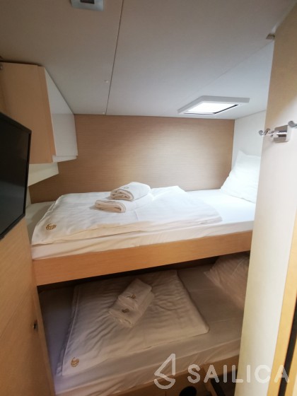 Saona 47 - Yacht Charter Sailica