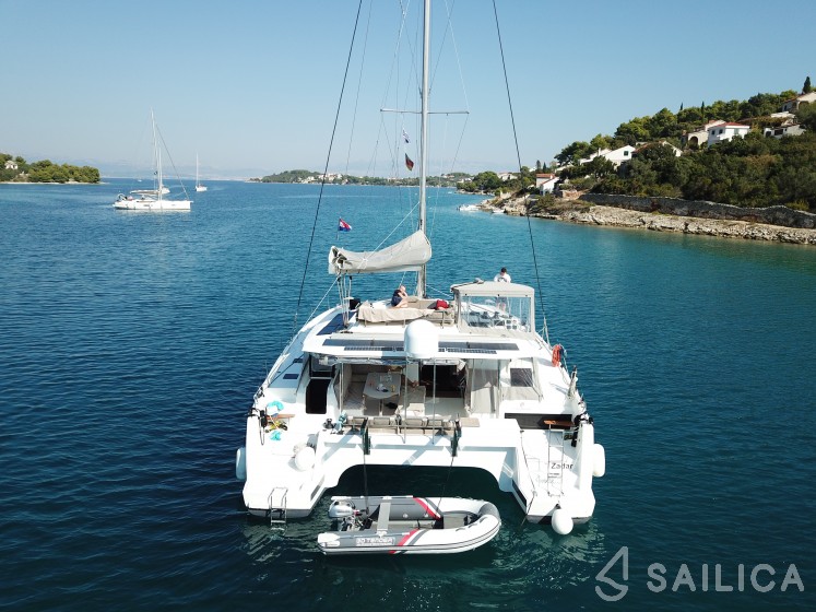 Saona 47 - Yacht Charter Sailica