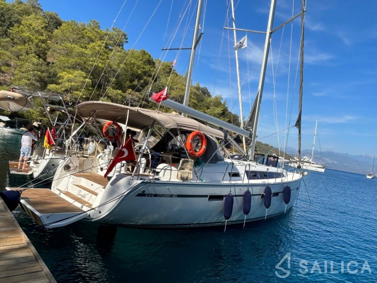Bavaria 46 Cruiser - Yacht Charter Sailica