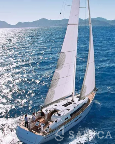 Bavaria 46 Cruiser - Yacht Charter Sailica