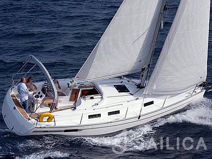 Bavaria 32 Cruiser - Yacht Charter Sailica