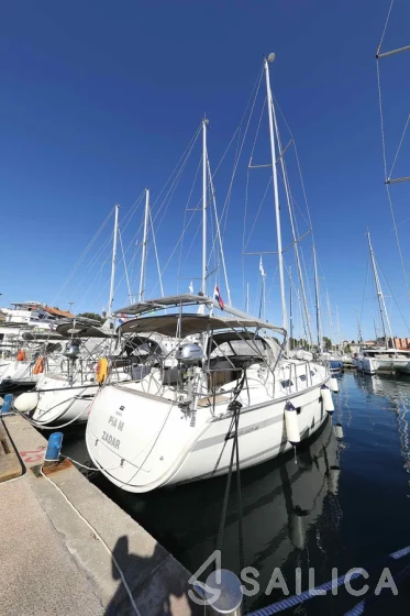 Bavaria 40 Cruiser - Yacht Charter Sailica