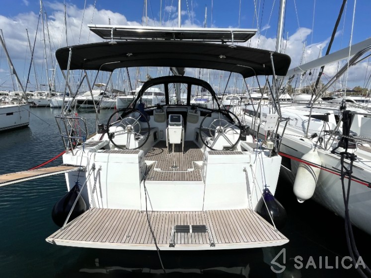 Sun Odyssey 449 - Yacht Charter Sailica