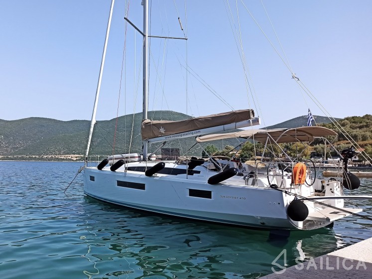 Sun Odyssey 410 - Yacht Charter Sailica