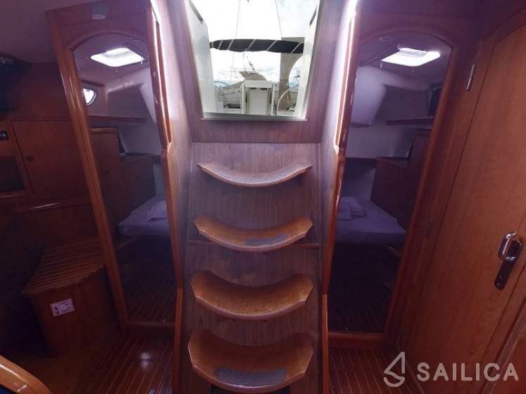 Sun Odyssey 45.2 - Yacht Charter Sailica