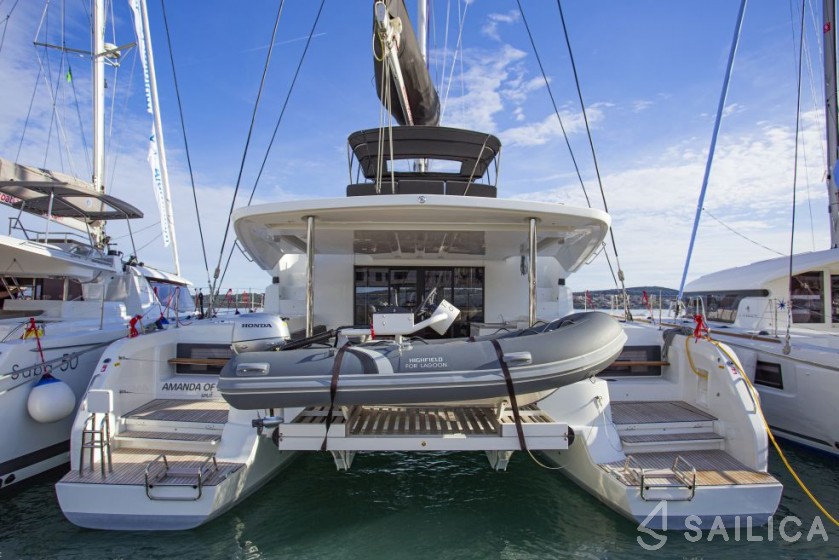 Lagoon 50 - Yacht Charter Sailica