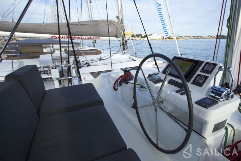 Lagoon 50 - Yacht Charter Sailica