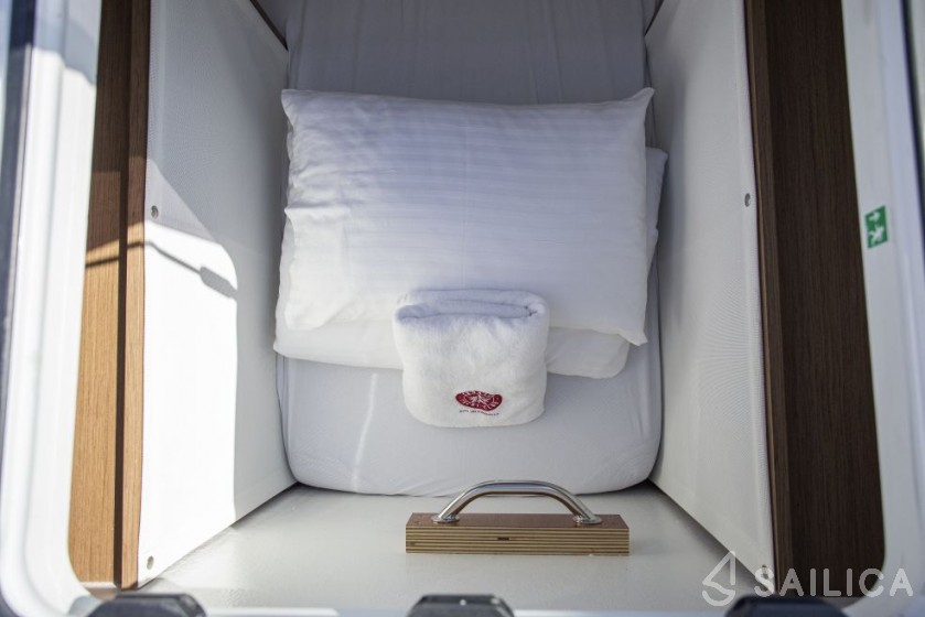 Lagoon 50 - Yacht Charter Sailica