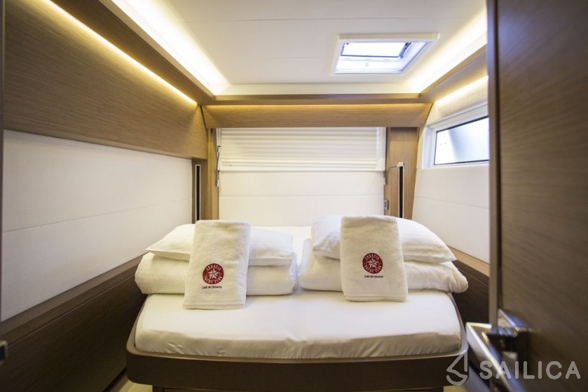 Lagoon 50 - Yacht Charter Sailica