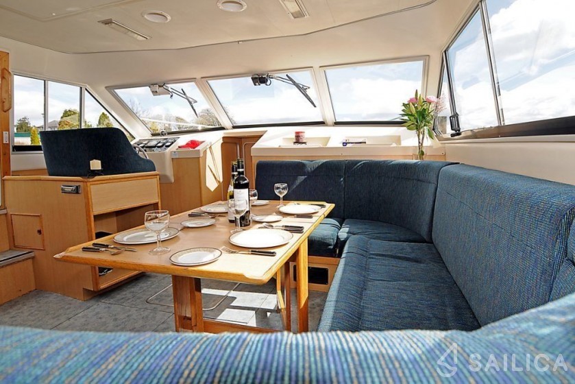 Le Boat Shannon Star - Yacht Charter Sailica