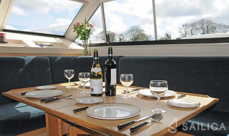 Le Boat Shannon Star - Yacht Charter Sailica