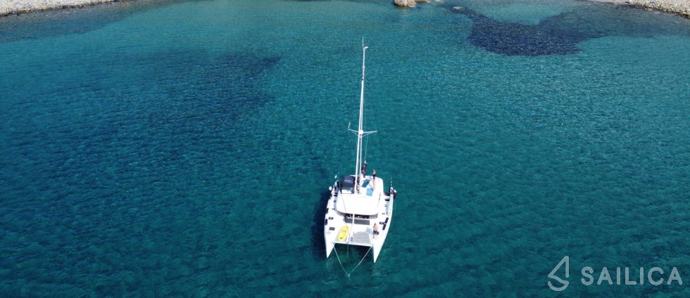 Lagoon 40 - Yacht Charter Sailica