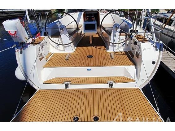 Bavaria 41 Cruiser - Yacht Charter Sailica