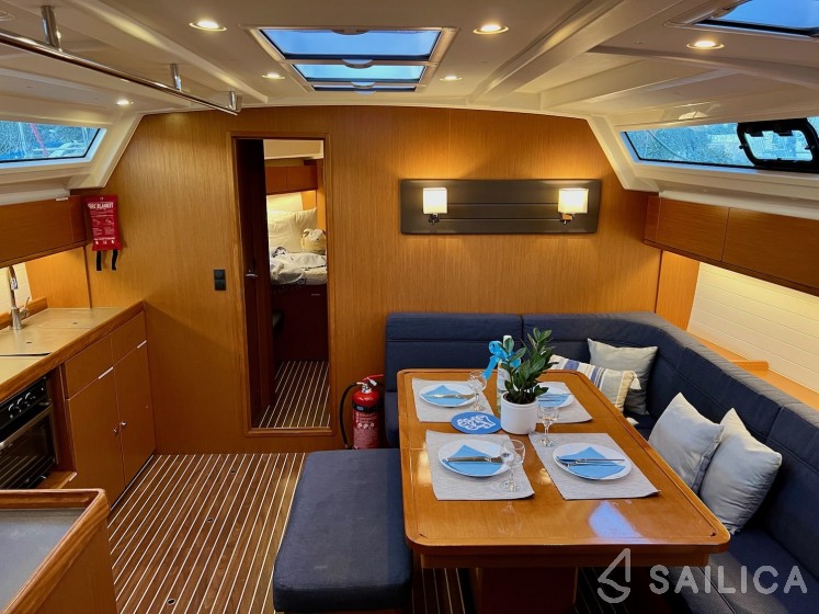 Bavaria 46 Cruiser - Yacht Charter Sailica