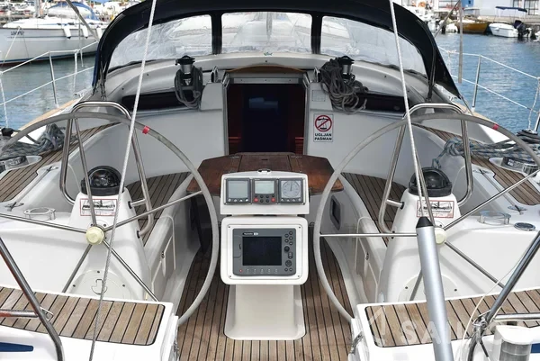 Bavaria 50 Cruiser - Yacht Charter Sailica