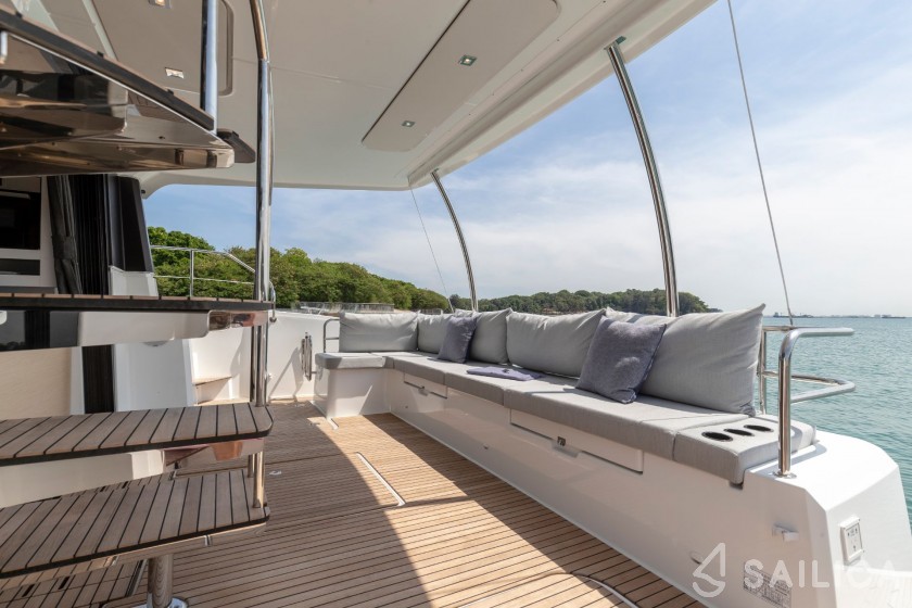 MY5 - Yacht Charter Sailica