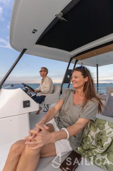 MY5 - Yacht Charter Sailica