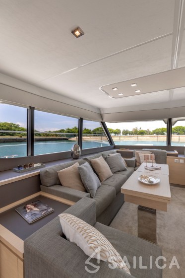 MY5 - Yacht Charter Sailica