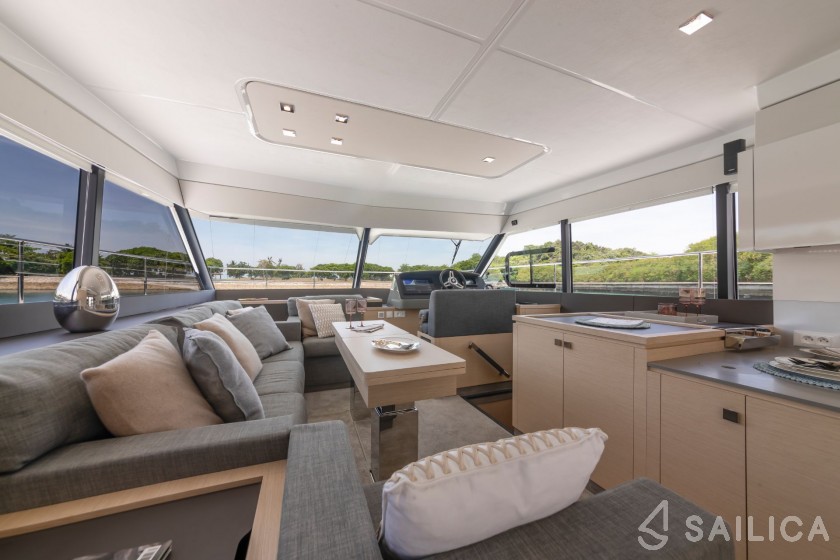 MY5 - Yacht Charter Sailica