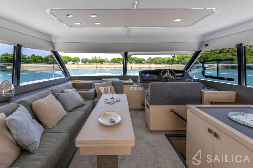 MY5 - Yacht Charter Sailica