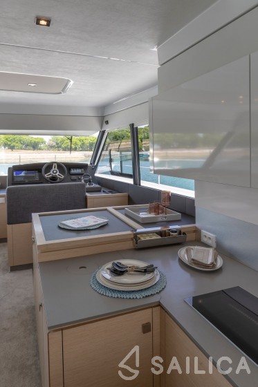 MY5 - Yacht Charter Sailica