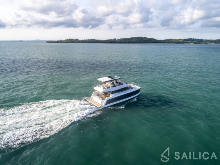 MY5 - Yacht Charter Sailica